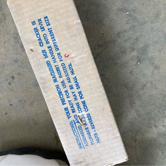 Vintage Gem Dandy nut cracker. Works great. Collectible. - Picture 4 of 6